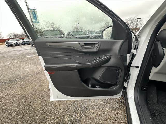 new 2025 Ford Escape car, priced at $31,225