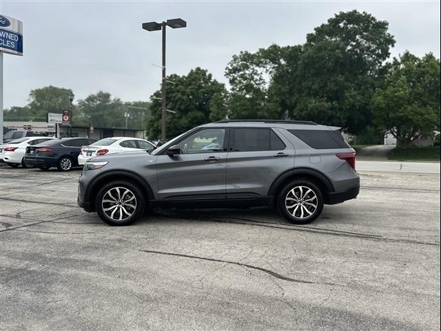 used 2022 Ford Explorer car, priced at $35,996