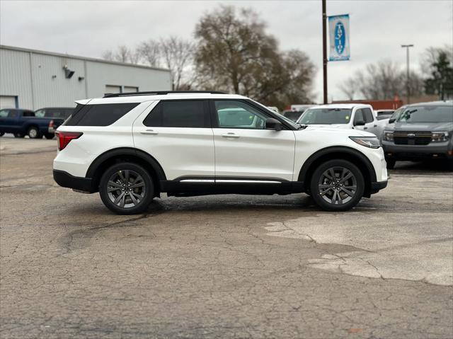 new 2025 Ford Explorer car, priced at $46,875