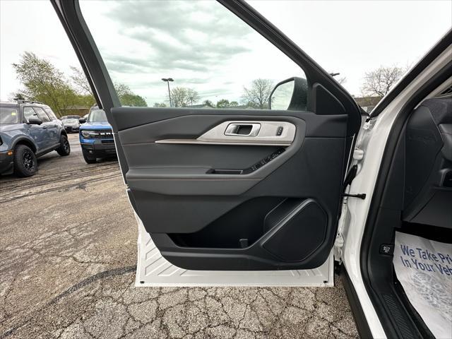 new 2025 Ford Explorer car, priced at $46,940