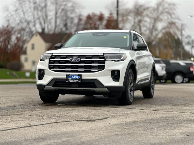 new 2025 Ford Explorer car, priced at $46,875