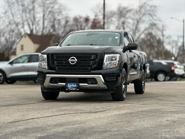 used 2022 Nissan Titan car, priced at $31,000