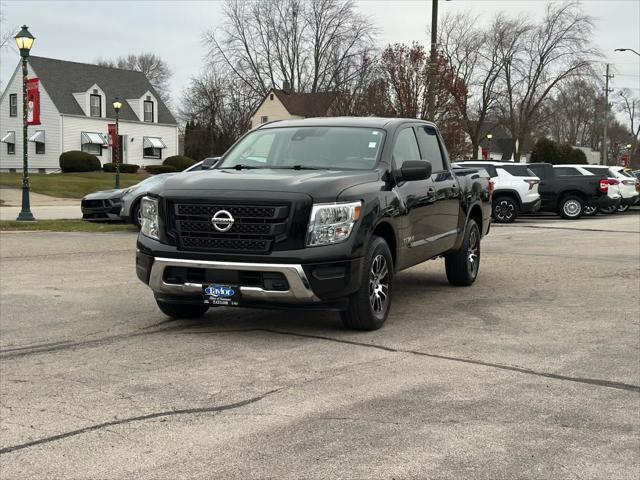 used 2022 Nissan Titan car, priced at $31,000