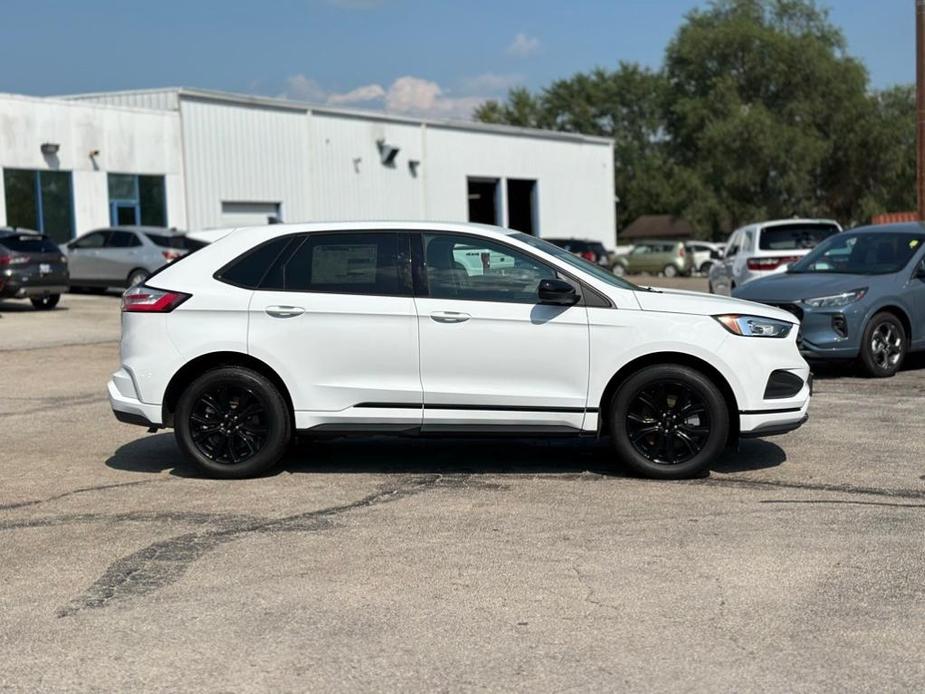 new 2024 Ford Edge car, priced at $32,888