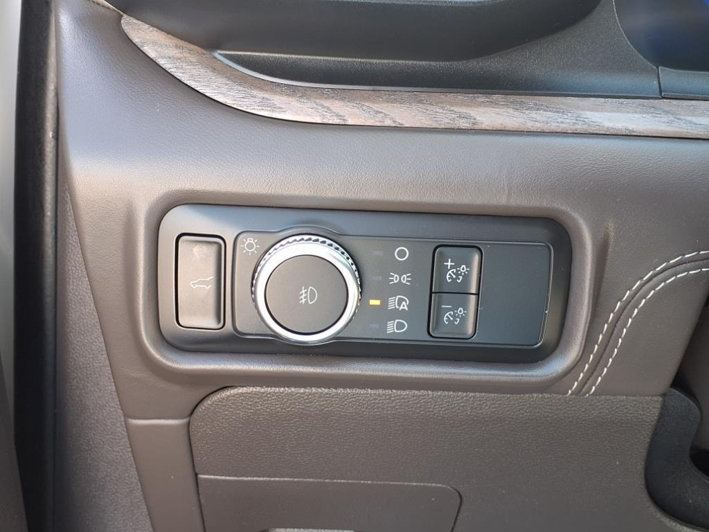 used 2022 Ford Explorer car, priced at $40,896