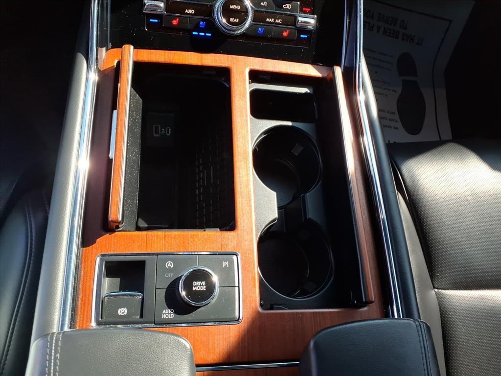 used 2024 Lincoln Navigator car, priced at $59,996