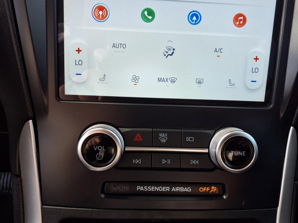 used 2024 Ford Edge car, priced at $28,496