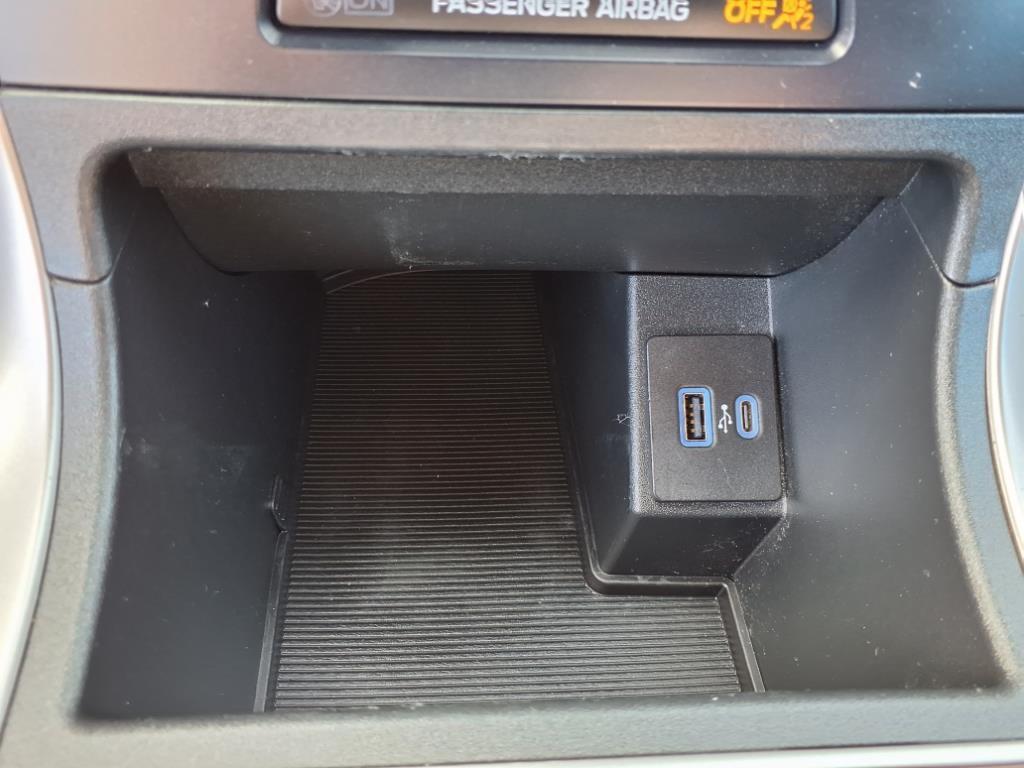 used 2024 Ford Edge car, priced at $28,496