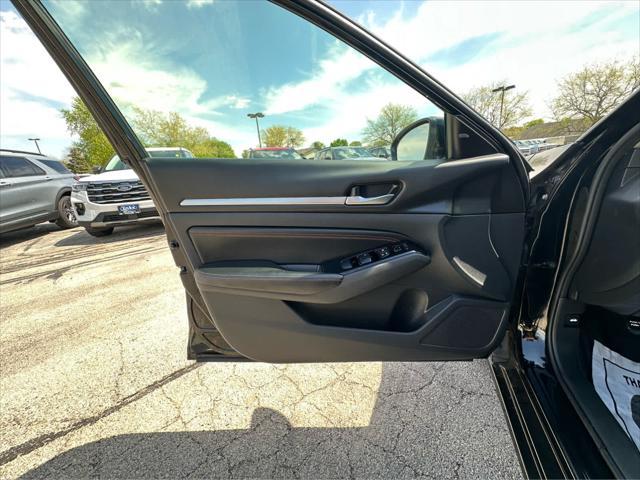 used 2023 Nissan Altima car, priced at $21,995