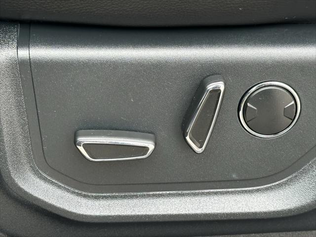 used 2015 Ford F-150 car, priced at $24,000