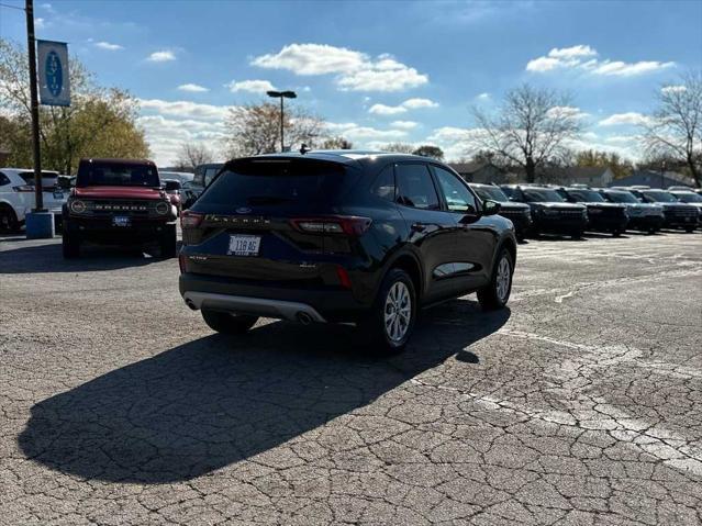 new 2025 Ford Escape car, priced at $31,885