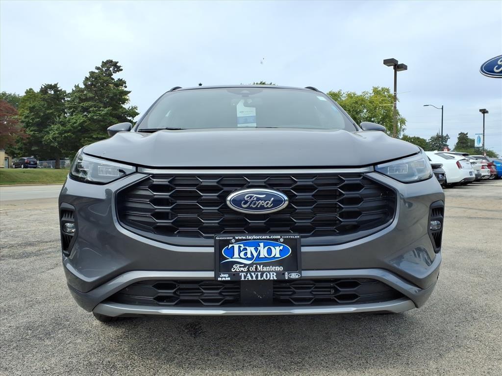 used 2025 Ford Escape car, priced at $33,396