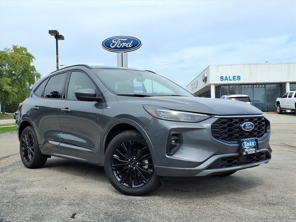 used 2025 Ford Escape car, priced at $33,396