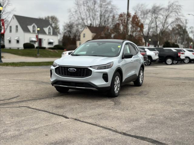 new 2025 Ford Escape car, priced at $31,006