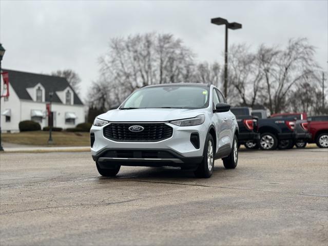 new 2025 Ford Escape car, priced at $32,006