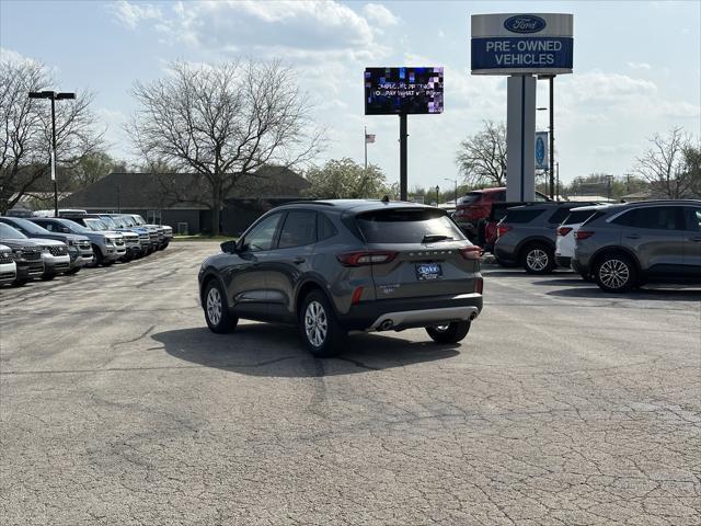 new 2025 Ford Escape car, priced at $31,871