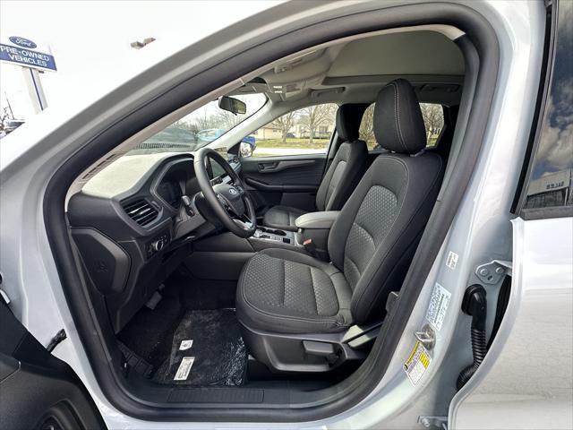 new 2025 Ford Escape car, priced at $33,118