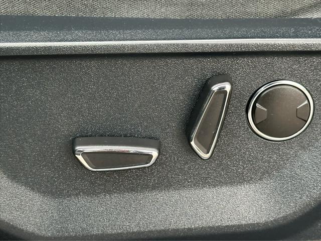 used 2021 Ford F-150 car, priced at $37,595