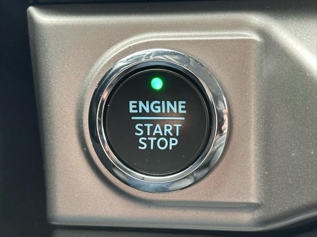 used 2021 Ford F-150 car, priced at $37,595