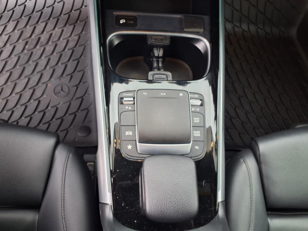 used 2022 Mercedes-Benz GLB 250 car, priced at $33,050