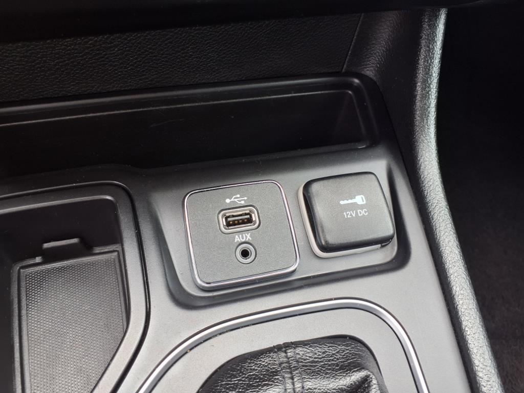 used 2019 Jeep Cherokee car, priced at $18,998