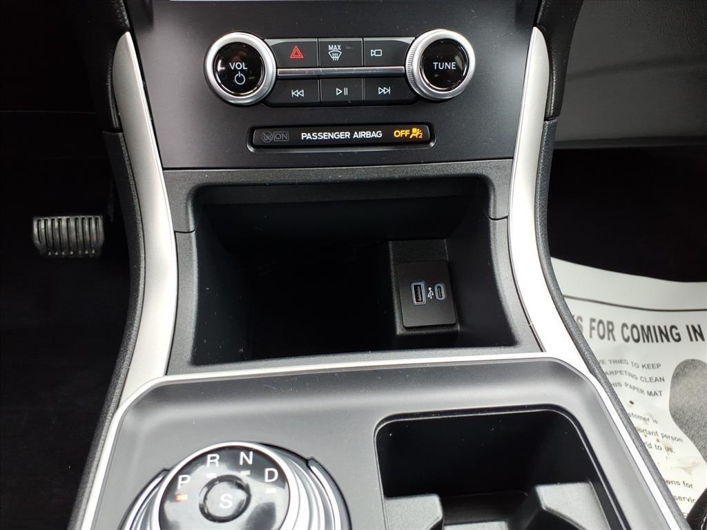 used 2024 Ford Edge car, priced at $26,222