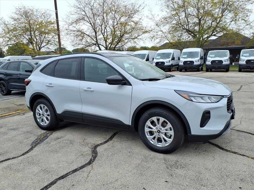 used 2025 Ford Escape car, priced at $28,900