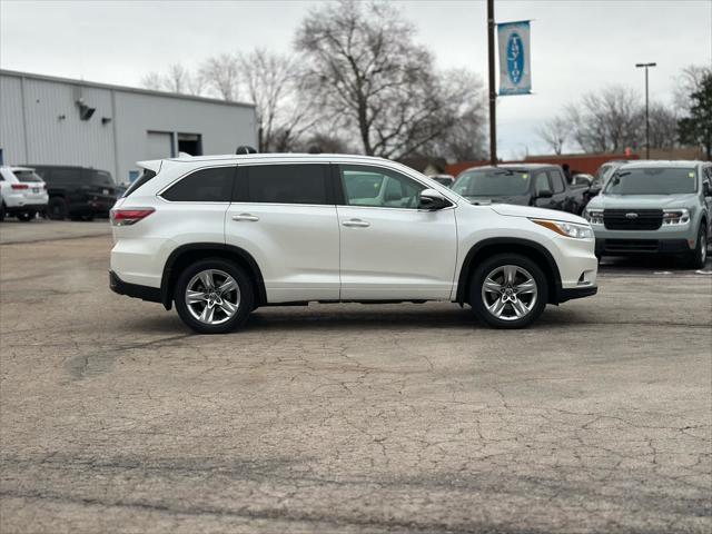 used 2016 Toyota Highlander car, priced at $24,500