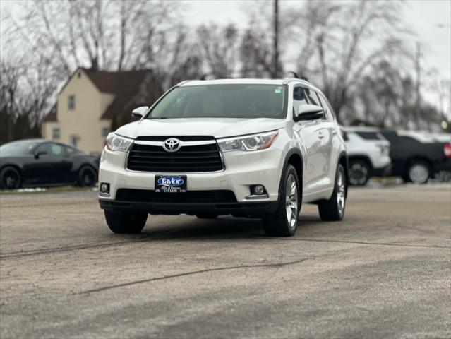 used 2016 Toyota Highlander car, priced at $24,500