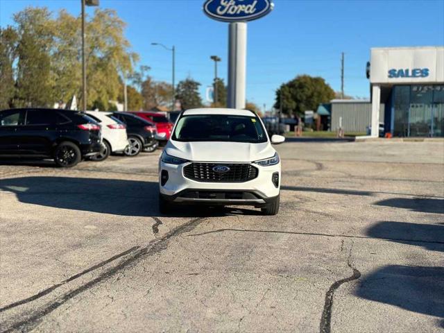 new 2025 Ford Escape car, priced at $38,888