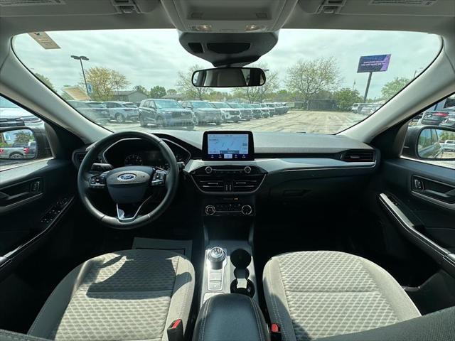 used 2022 Ford Escape car, priced at $21,336