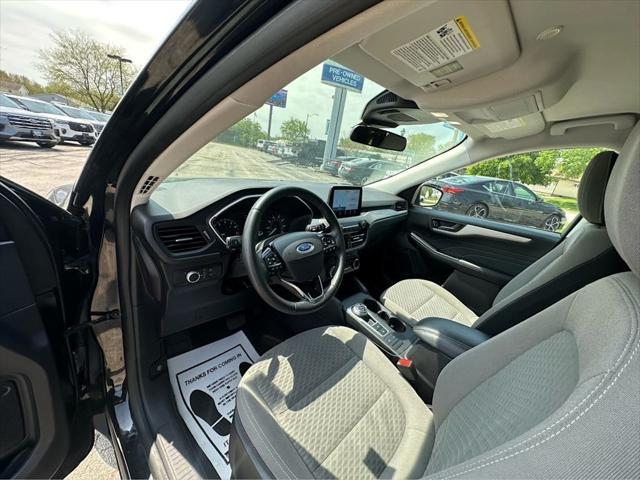 used 2022 Ford Escape car, priced at $21,336