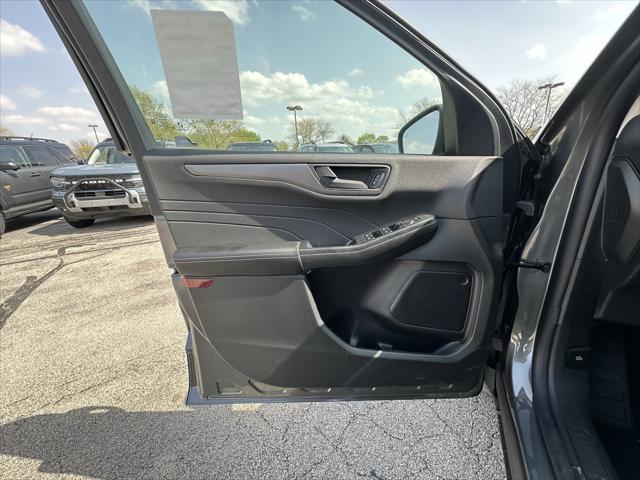 new 2025 Ford Escape car, priced at $29,321