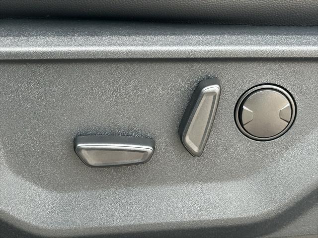 new 2025 Ford F-150 car, priced at $62,484