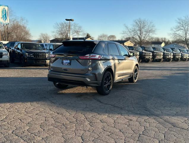 new 2024 Ford Edge car, priced at $35,574