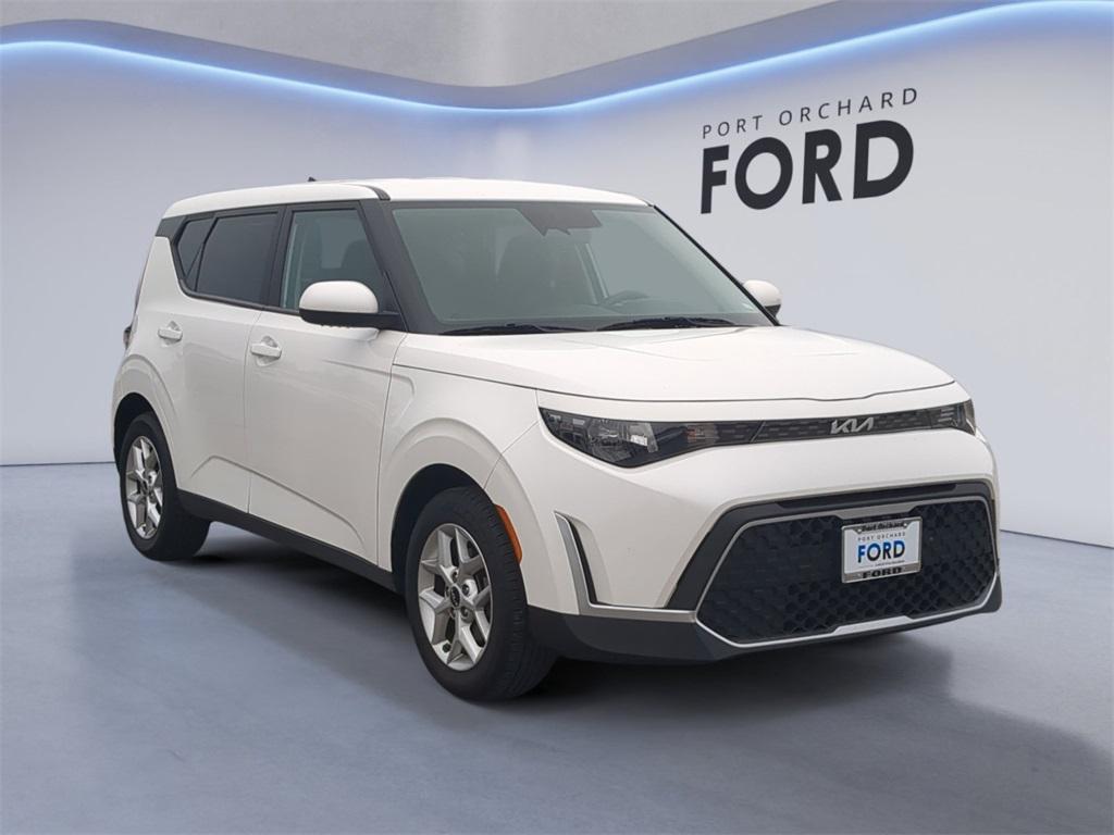 used 2023 Kia Soul car, priced at $15,181