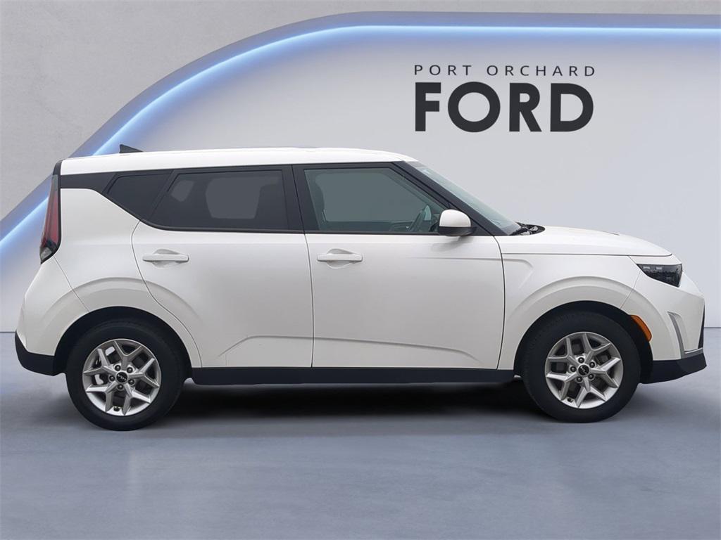 used 2023 Kia Soul car, priced at $15,181