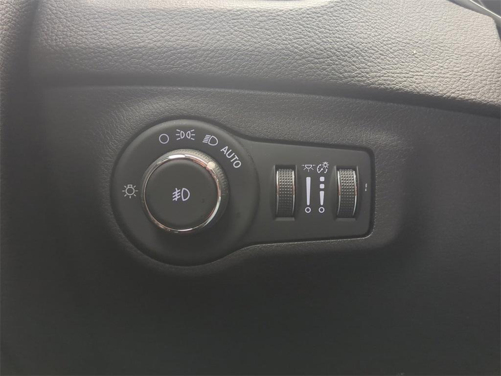 used 2018 Jeep Compass car, priced at $12,581