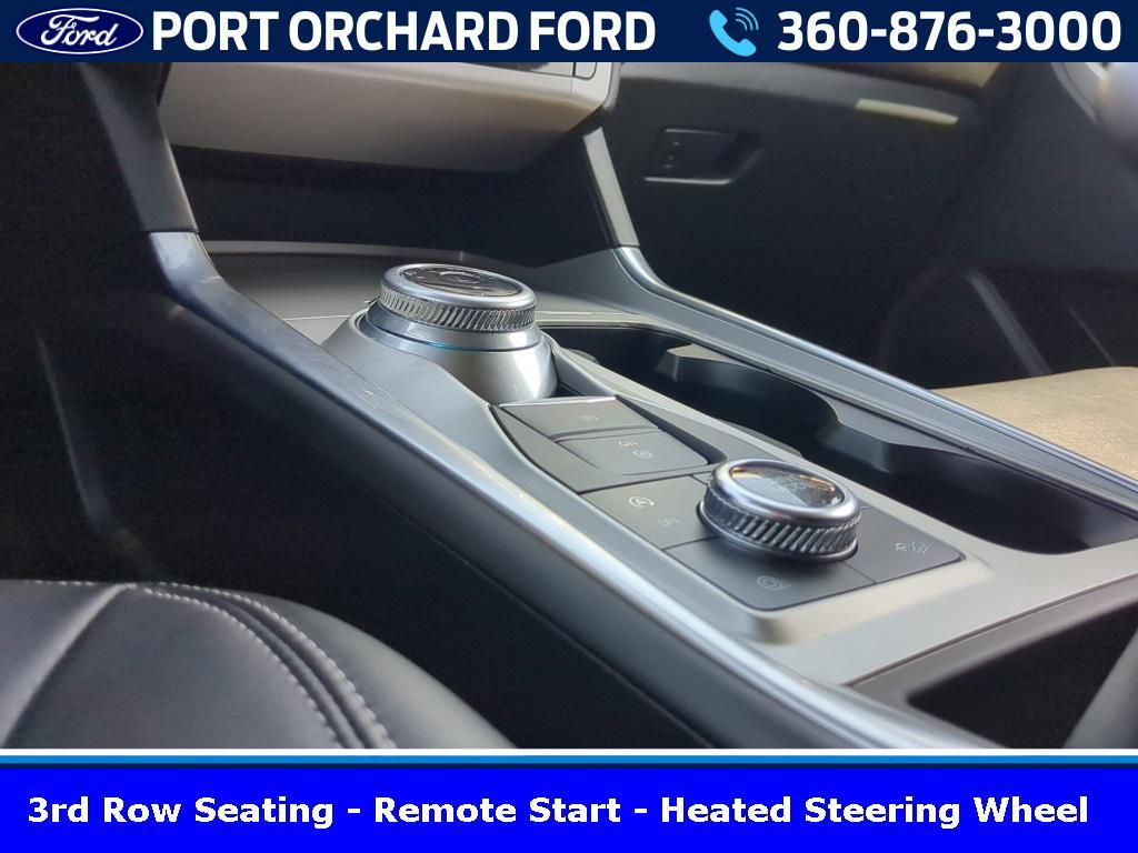 used 2024 Ford Explorer car, priced at $33,281