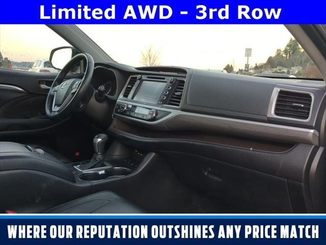 used 2019 Toyota Highlander car, priced at $32,881