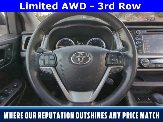 used 2019 Toyota Highlander car, priced at $32,881