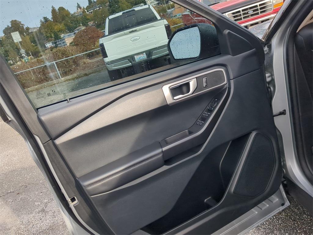 used 2023 Ford Explorer car, priced at $26,481