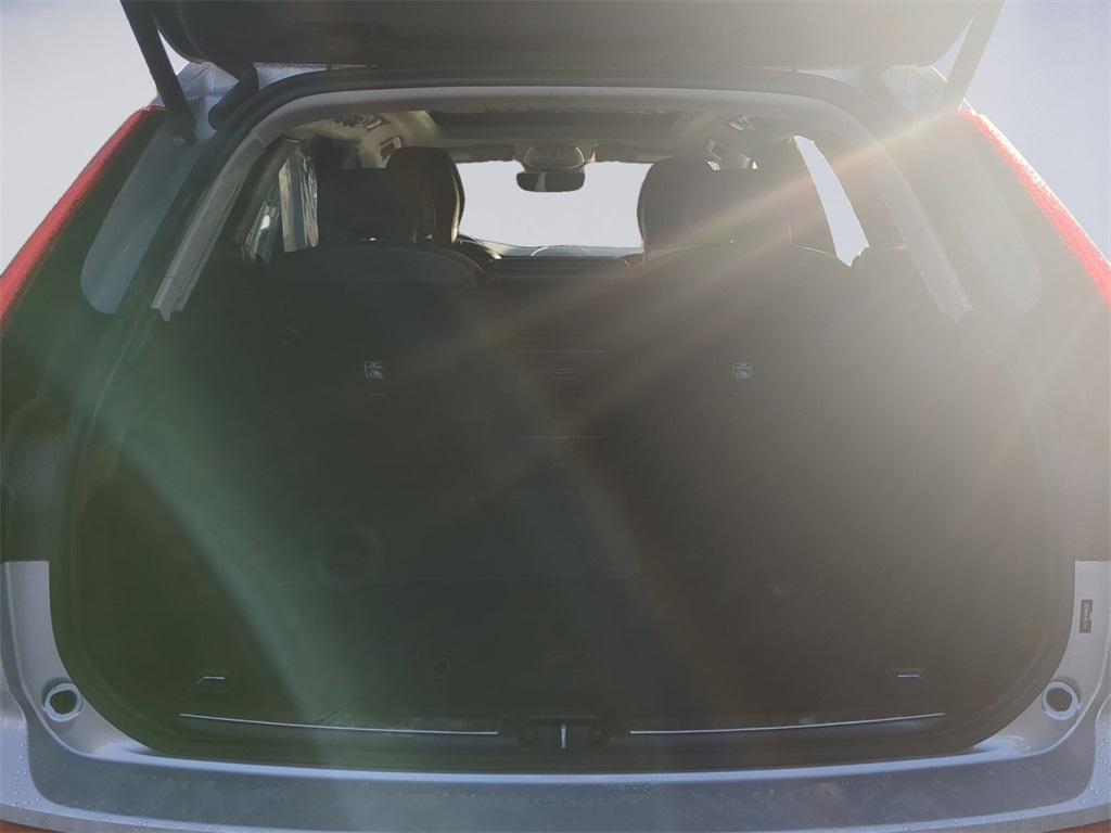 used 2022 Volvo XC60 car, priced at $24,781