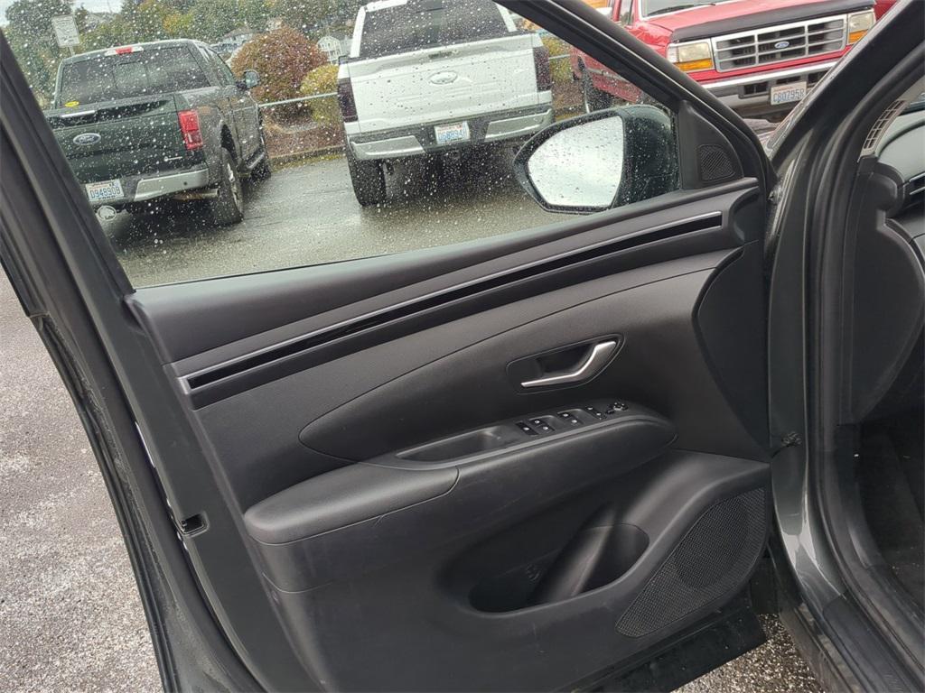 used 2024 Hyundai TUCSON Hybrid car, priced at $25,981