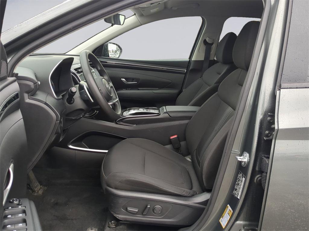 used 2024 Hyundai TUCSON Hybrid car, priced at $25,981
