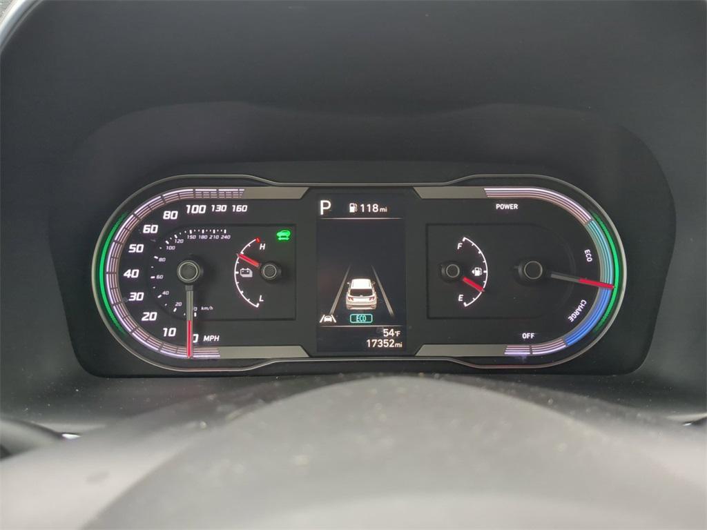 used 2024 Hyundai TUCSON Hybrid car, priced at $25,981