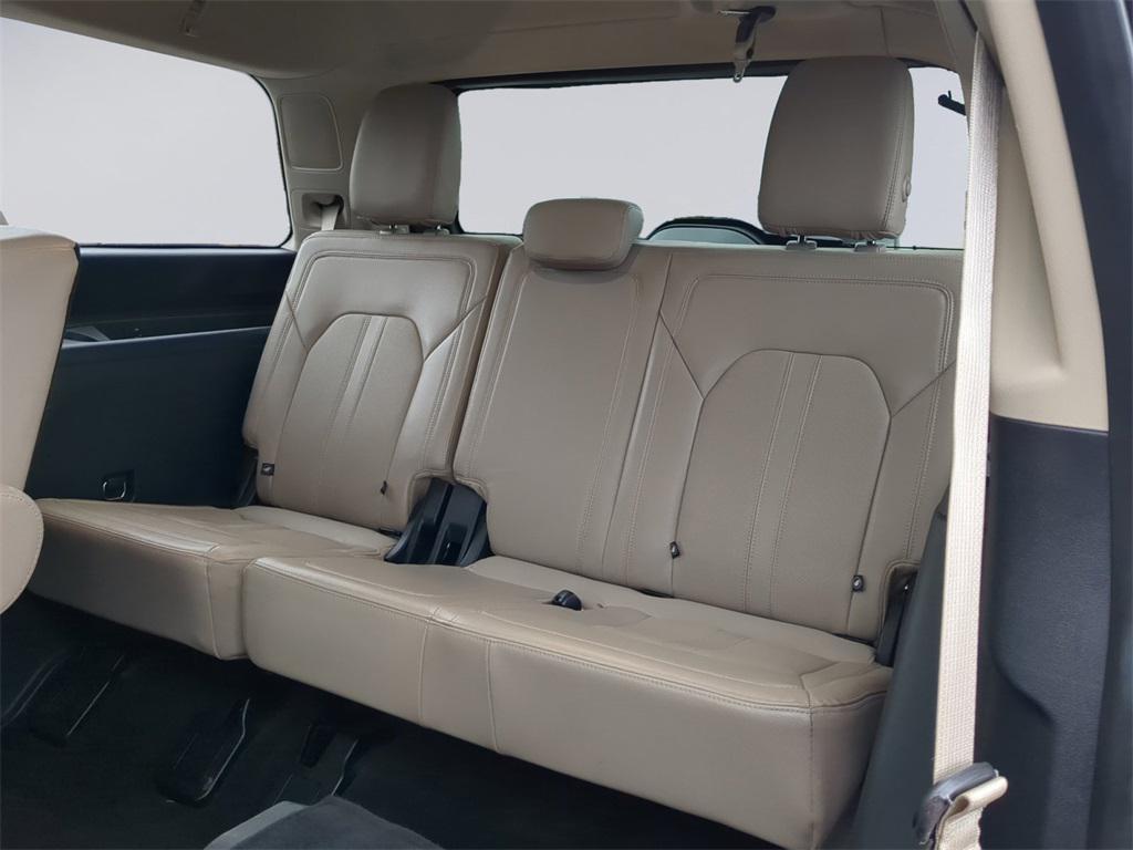 used 2023 Ford Expedition car, priced at $50,481