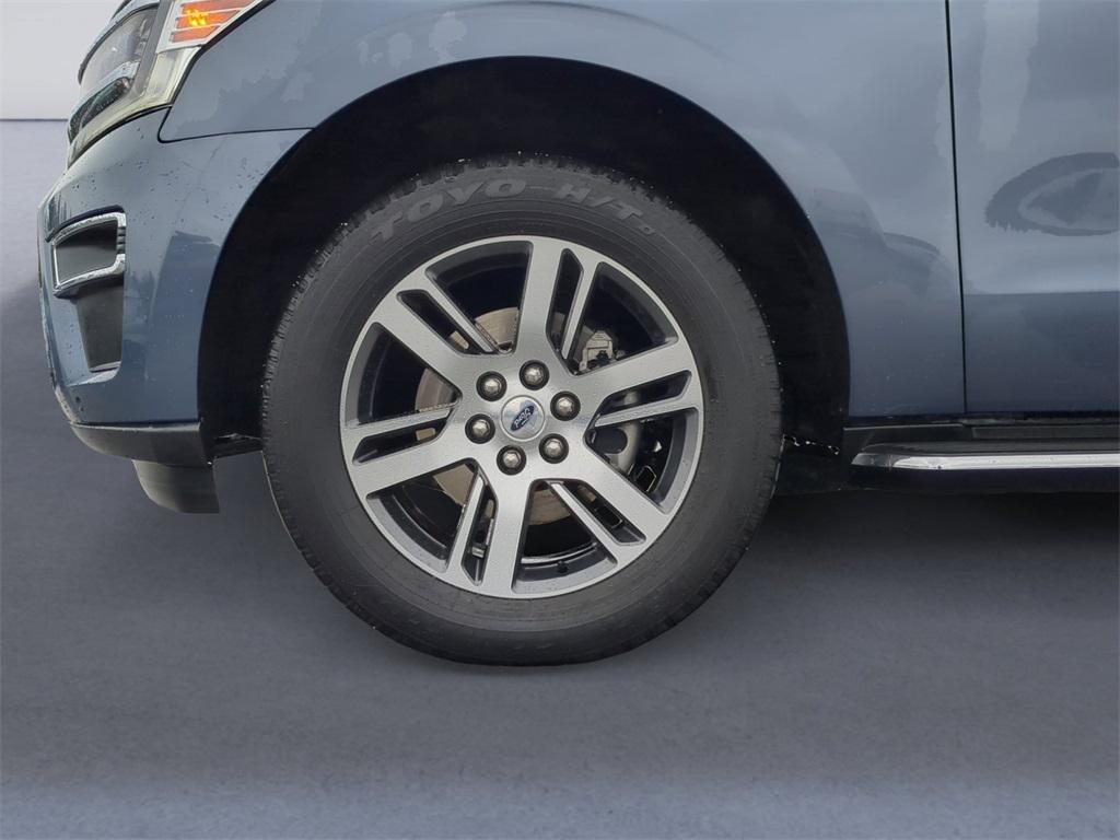 used 2023 Ford Expedition car, priced at $50,481