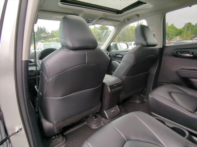 used 2024 Toyota Highlander car, priced at $44,981