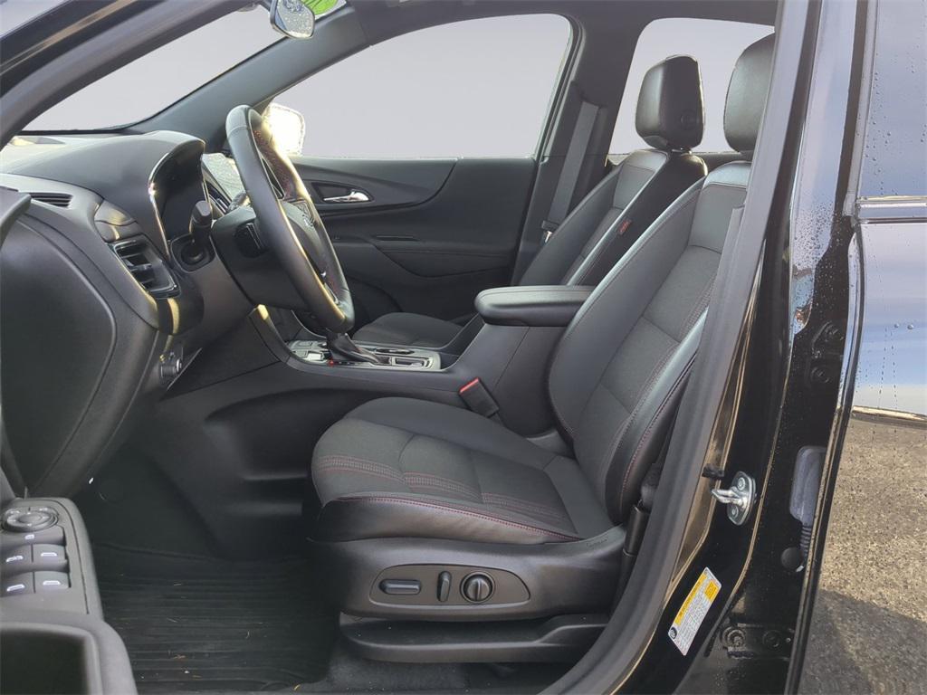 used 2024 Chevrolet Equinox car, priced at $26,581